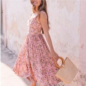 Rare! Precious floral Gal Meets Glam dress.